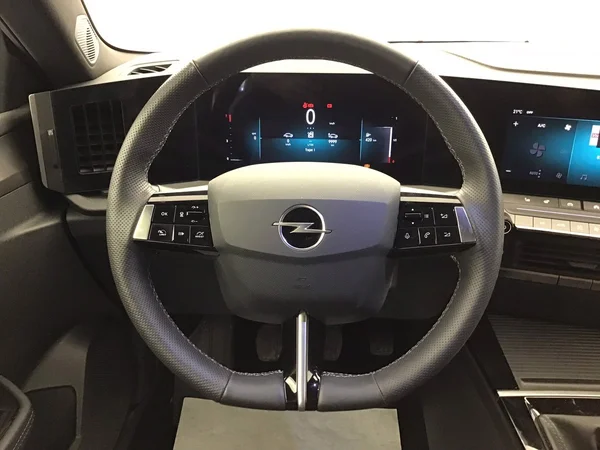 Opel Astra Sports Tourer (2025) — foto 4 van 40
