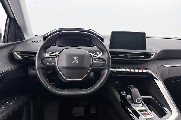 Peugeot 3008 (2019) — foto 11 van 29