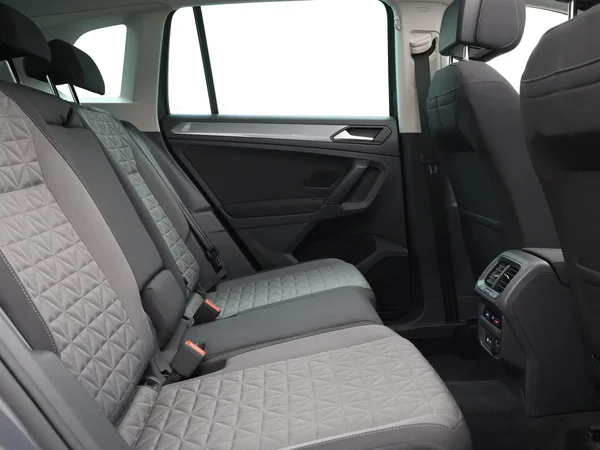 VOLKSWAGEN Tiguan eHybrid (PHEV) (2021) — foto 2 van 29