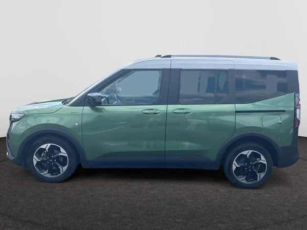 FORD Tourneo Courier (2024) — foto 15 van 24