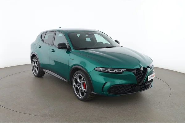 Alfa Romeo Tonale (2023) — foto 14 van 16