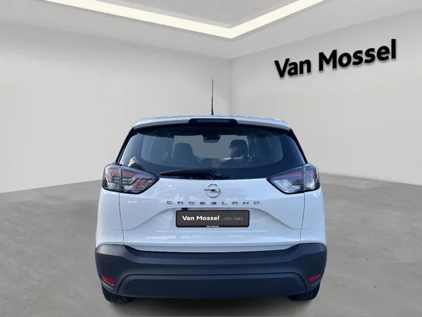 Opel Crossland X (2022) — foto 11 van 17