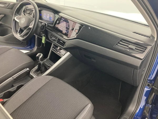 VOLKSWAGEN Taigo (2022) — foto 24 van 36