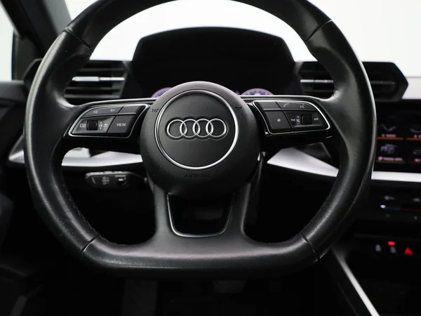 Audi A3 (2023) — foto 37 van 39
