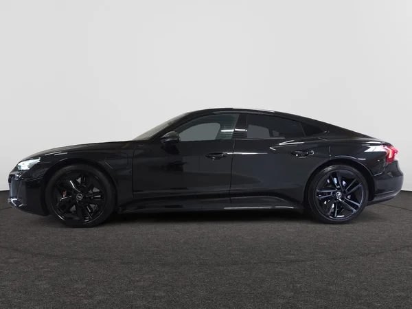 AUDI RS e-tron GT (2021) — foto 12 van 44