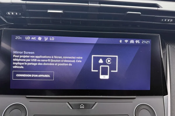 Peugeot 308 (2022) — foto 13 van 32