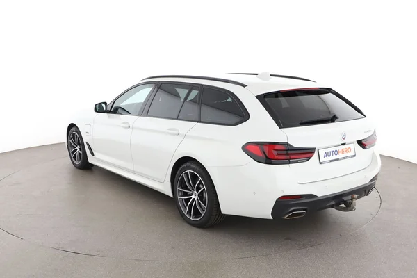 BMW 5-serie (2022) — foto 10 van 16