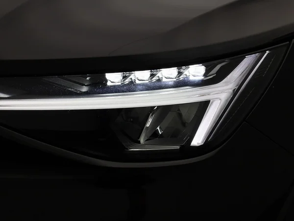 Volvo XC40 (2023) — foto 7 van 42