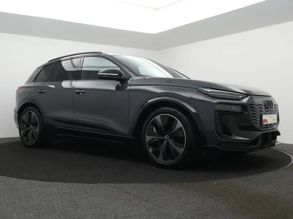 Audi SQ6 e-tron (2025) — foto 27 van 28