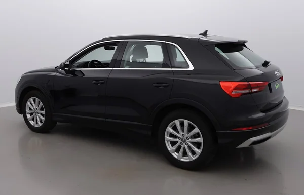 Audi Q3 (2019) — foto 23 van 35