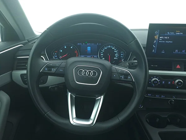 Audi A4 Allroad Quattro (2021) — foto 3 van 33