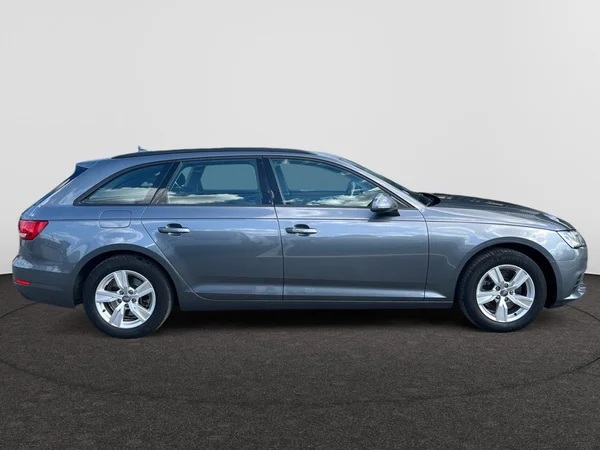 AUDI A4 SW (2017) — foto 21 van 24