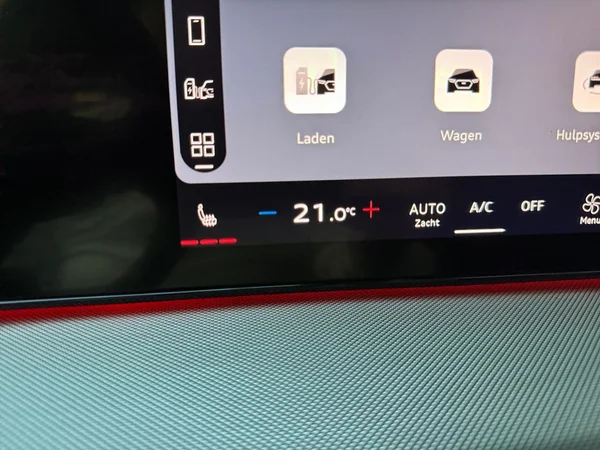 AUDI Q4 Sportback e-tron (2026) — foto 7 van 21