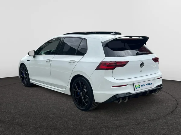 VOLKSWAGEN Golf VIII R (2023) — foto 18 van 24