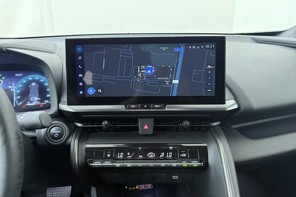 Toyota C-HR Hybrid (HEV) (2024) — foto 3 van 17