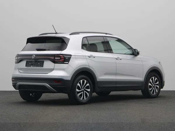 VOLKSWAGEN T-Cross (2022) — foto 11 van 18