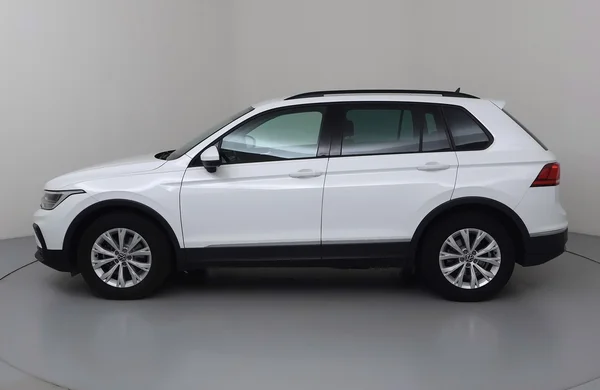 Volkswagen Tiguan (2022) — foto 12 van 37