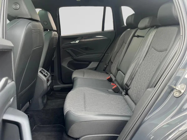 VOLKSWAGEN Tiguan (2026) — foto 5 van 16
