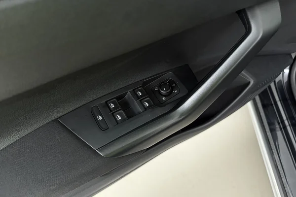 Volkswagen Taigo (2025) — foto 8 van 18