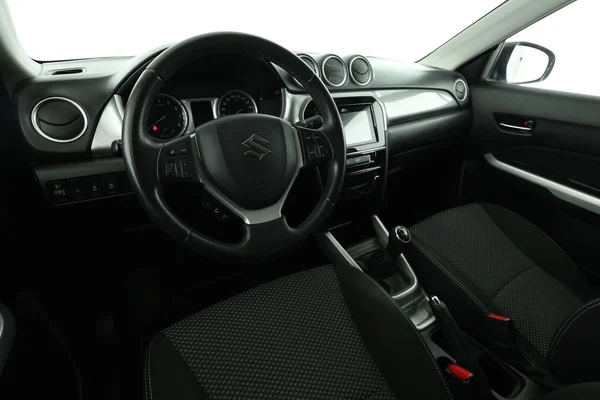 Suzuki Vitara (2018) — foto 2 van 16
