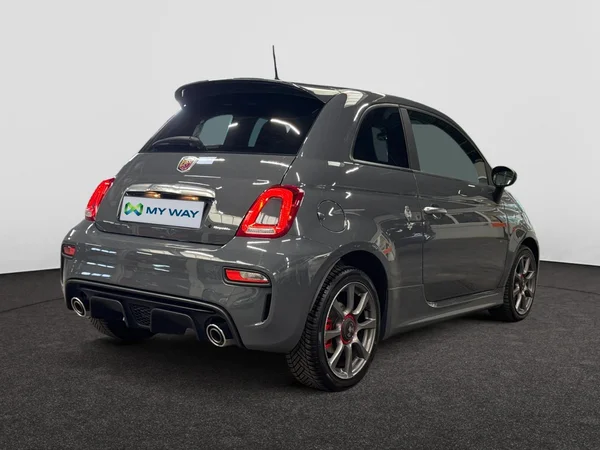 ABARTH 595 (2020) — foto 20 van 24
