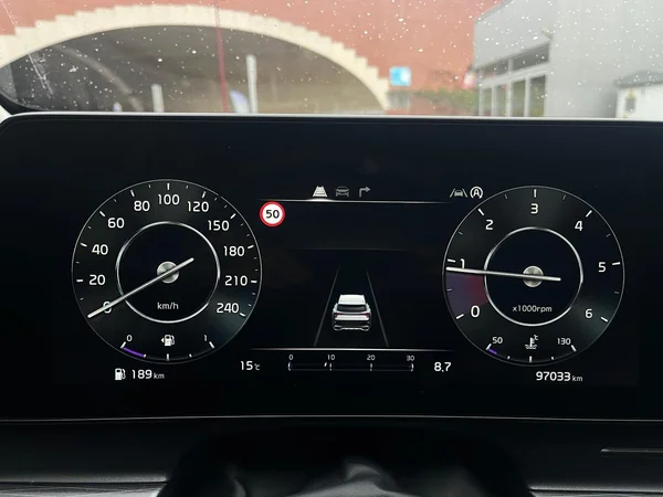 KIA Sportage Dsl (2023) — foto 9 van 18