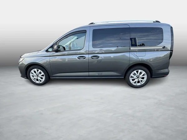 Ford Tourneo Connect (2025) — foto 18 van 24