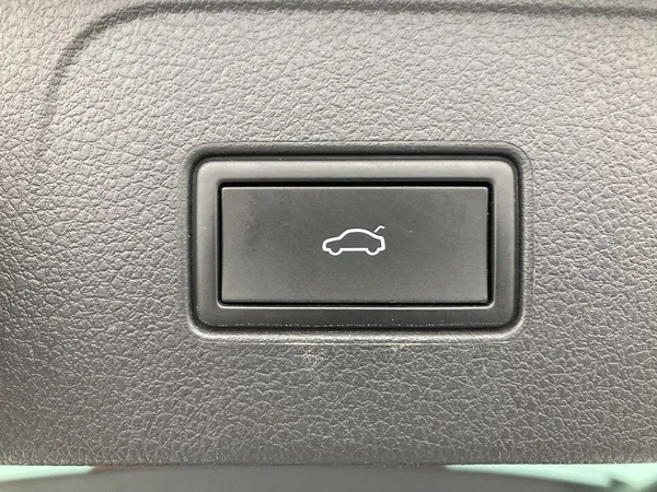 VOLKSWAGEN Passat Variant (2021) — foto 10 van 36