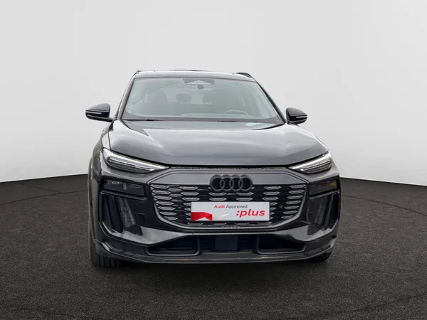 AUDI Q6 e-tron (2025) — foto 21 van 24