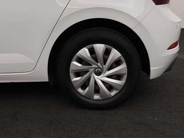 VOLKSWAGEN Polo (2021) — foto 7 van 27