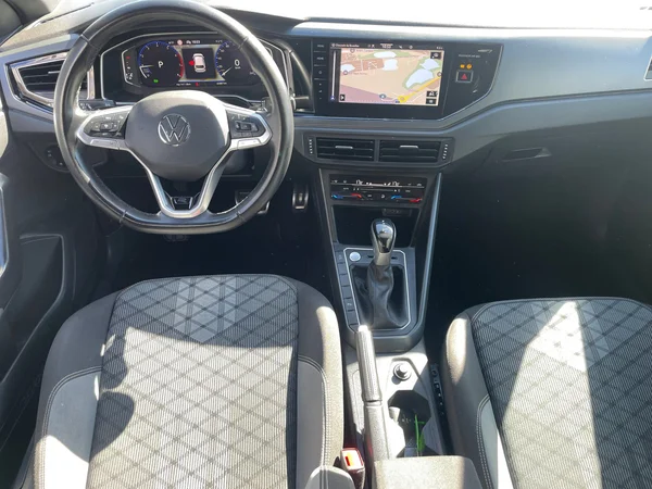 VOLKSWAGEN Polo (2022) — foto 4 van 20