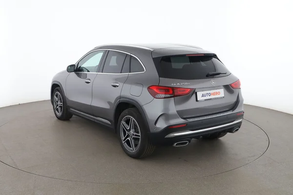Mercedes-Benz GLA-Klasse (2022) — foto 10 van 16