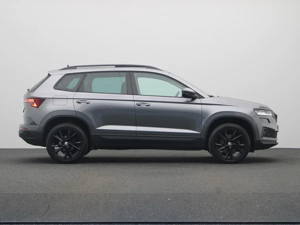SKODA Karoq (2022) — foto 19 van 21