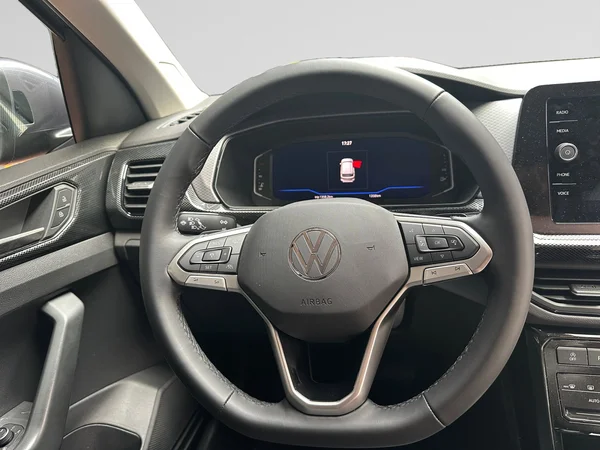 VOLKSWAGEN T-Cross (2026) — foto 8 van 10