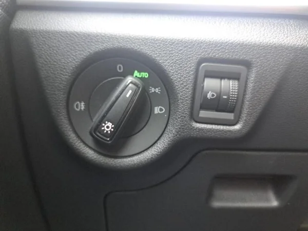 SKODA Kamiq (2022) — foto 18 van 28