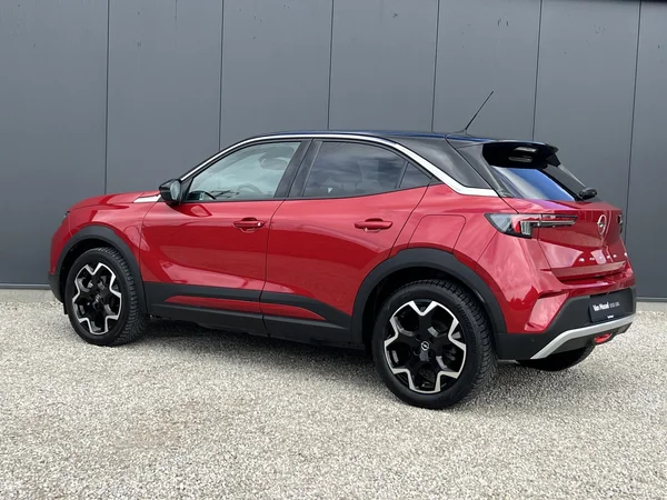 Opel Mokka-e (2022) — foto 29 van 38