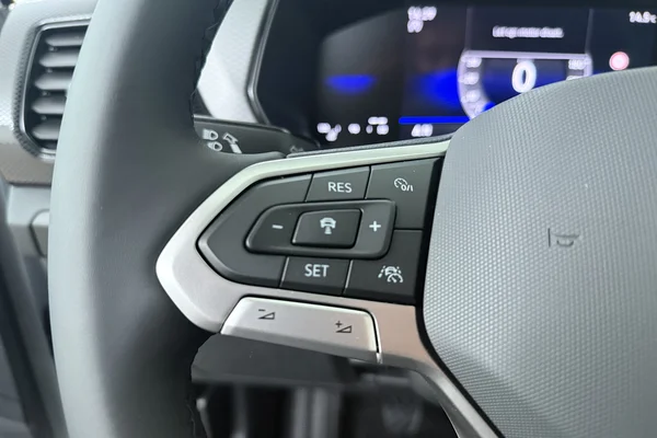Volkswagen T-Cross — foto 6 van 17