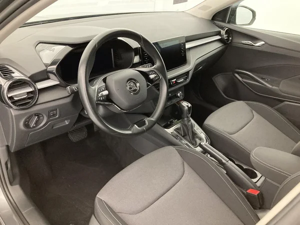SKODA Fabia (2022) — foto 9 van 36