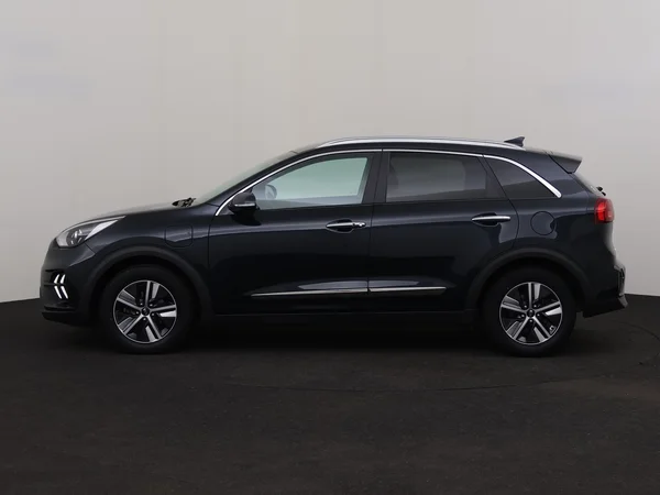 KIA NIRO (2021) — foto 12 van 29