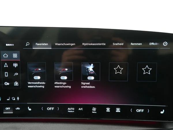 AUDI Q6 e-tron (2025) — foto 30 van 40