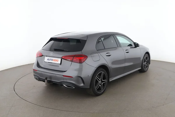 Mercedes-Benz A-Klasse (2023) — foto 12 van 16