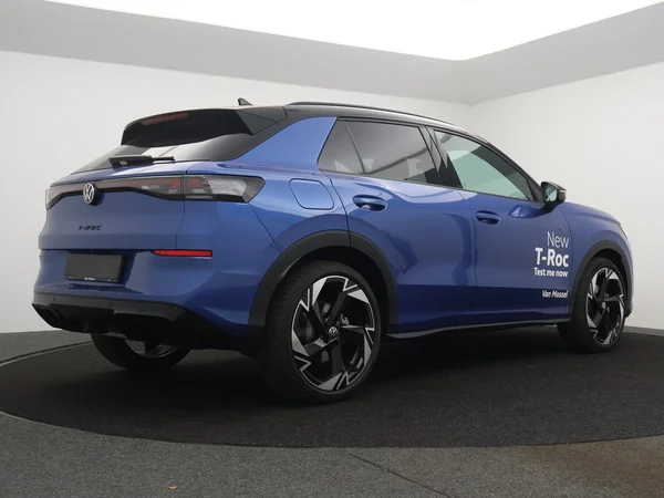 VOLKSWAGEN T-Roc (2025) — foto 12 van 23