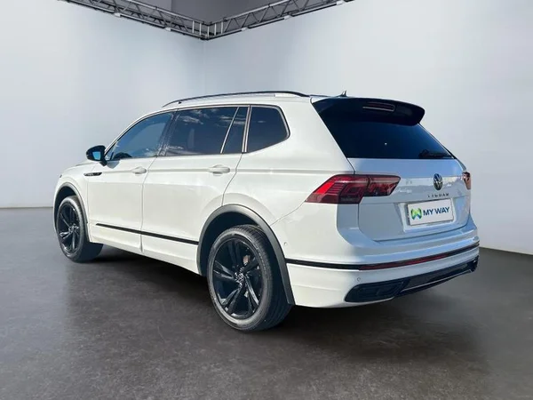 VOLKSWAGEN Tiguan Allspace Dsl (2022) — foto 23 van 35