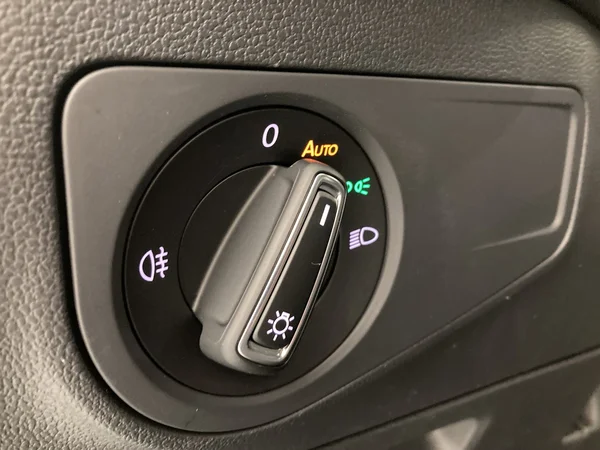 VOLKSWAGEN Tiguan Allspace (2023) — foto 22 van 36