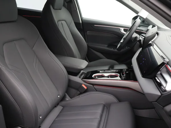AUDI A6 Avant (2026) — foto 22 van 23
