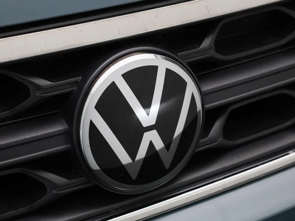 Volkswagen T-Roc (2023) — foto 30 van 42