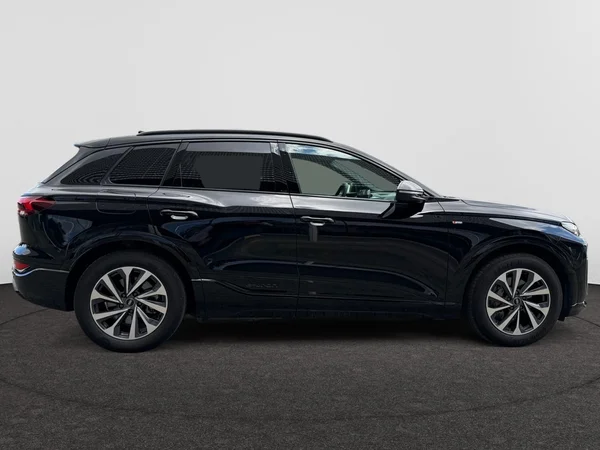 AUDI Q6 e-tron (2025) — foto 12 van 15