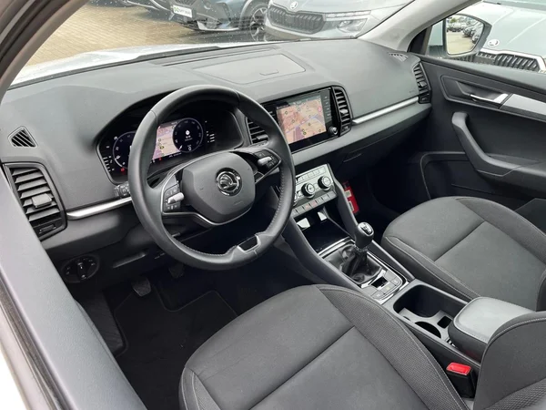 SKODA Karoq (2024) — foto 20 van 21