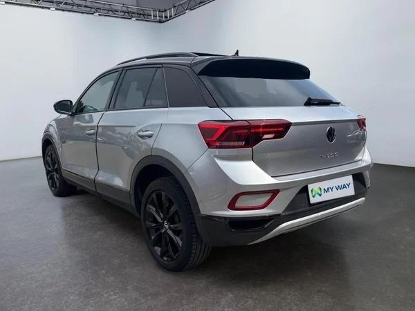 VOLKSWAGEN T-Roc (2023) — foto 21 van 27