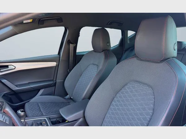 Seat Leon (2022) — foto 2 van 32